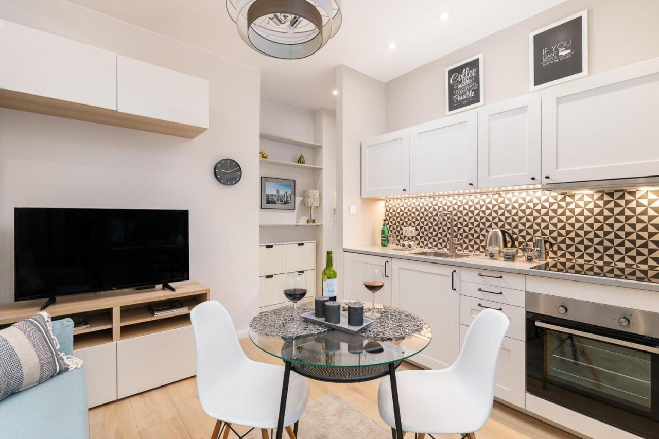 Twarda 14 - Elegant Apartment By Noclegi Renters วอร์ซอ ภายนอก รูปภาพ